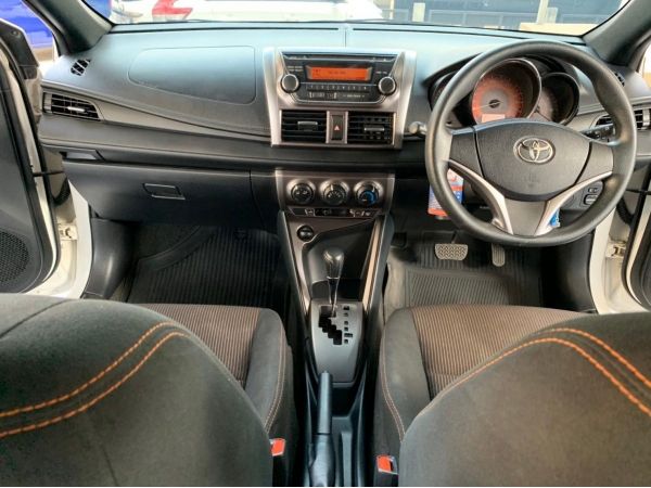 โตโยต้าชัวร์ Toyota Yaris 1.2E CVT Hatchback AT 2016 รูปที่ 4